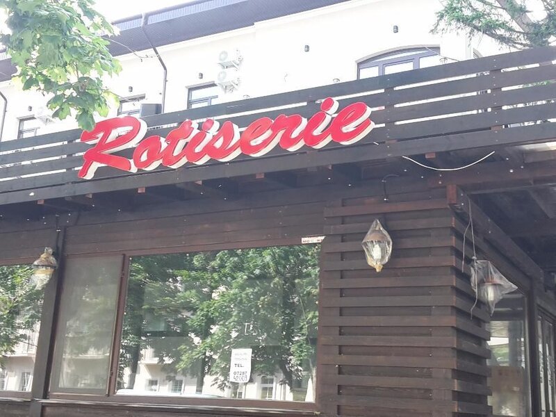 Decorare magazine, benzinarii, restaurante, baruri